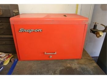 VINTAGE SNAP-ON TOOL CABINET WITH GREAT TOOLS INSIDE!