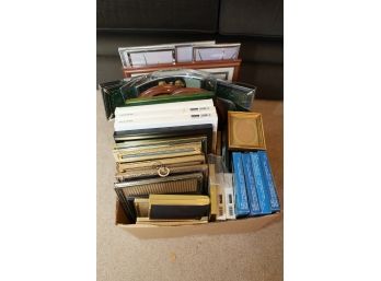 MANY FRAMES IN A BOX