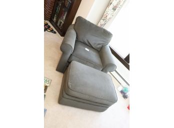 CHAIR WITH OTTOMAN - REALLY CLEAN