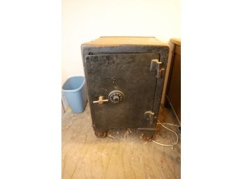 ANTIQUE SAFE - OWNER TO SUPPLY COMBO - IN BASMENT TAKE OUT BULKHEAD
