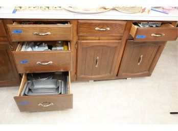 ALL CONTENTS OF 4 KITCHEN DRAWERS (ISLAND SIDE)