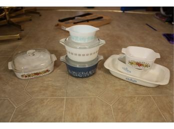 LOT OF VINTAGE PYREX AND OTHERS AS SHOWN