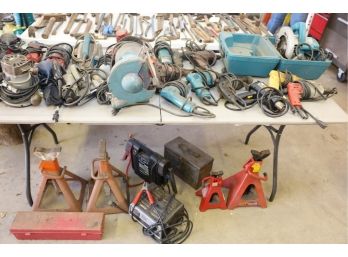 6' TABLE FULL OF TOOLS AND UNDER AS SHOWN (TABLE NOT INCLUDED)
