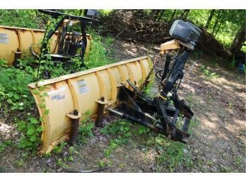 8' FISHER MINUTE MOUNT 2 PLOW - MARKED 222
