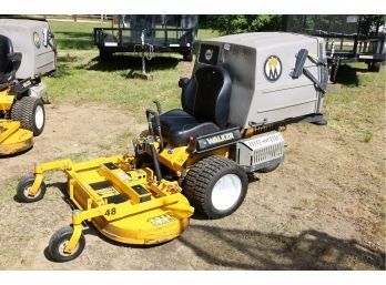 WALKER COMMERCIAL MOWER T27i MODEL MT27i ONLY 178 HOURS! RUNS GREAT - MARKED 224 BOUGHT RECENTLY FOR $16,000