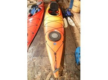 WILDERNESS SYSTEMS TSUNAMI 120 KAYAK WITH LIFEJACKET AND PADDLE MARKED 106