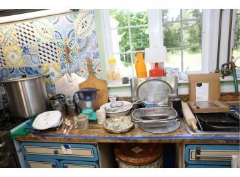 HUGE KITCHEN LOT ALL ITEMS MARKED 229