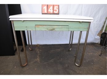 ENAMEL TOP TABLE FROM THE 50'S! GREEN, AMAZING CONDITION! STILL HAS MAKERS STICKER IN DRAWER