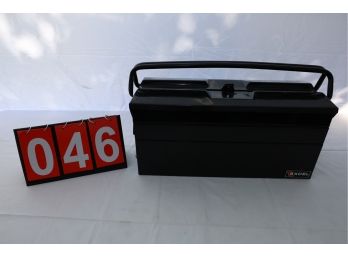 METAL EXCEL TOOL BOX THAT FOLDS OUT/IN