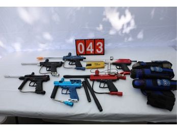 LOT OF MANY PAINT BALL GUNS AND OTHER ITEMS SHOWN - UNTESTED