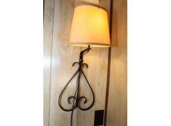 VINTAGE LAMP WALL MOUNTED - MARKED 78