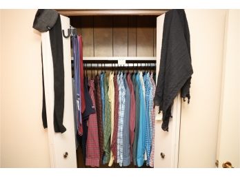 Men's Clothing , Contents Of Closet, Name Brands LL Bean (see Tag For Sizes And More Info)