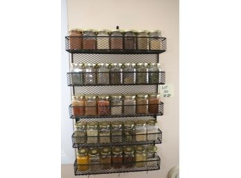 Large Spice Rack Full Of Spices! Very Nice! (you Remove)