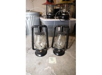 2 Lanterns (both Black)