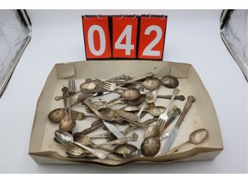 BOX OF VINTAGE FLATWARE AS SHOWN - MARKED 42