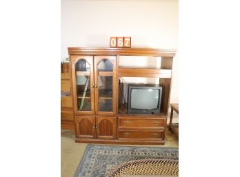 ENTERTAINMENT STAND AND SMALL TV - MARKED 67