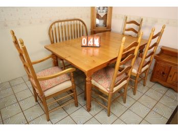 KITCHEN TABLE AND CHAIRS - AMERICAN COUNTRY STYLE - MARKED 44