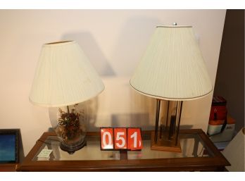 2 LAMPS MARKED 51
