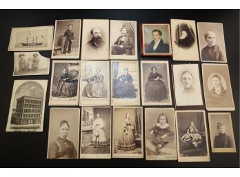 AMAZING COLLECTION OF ANTIQUE PHOTOS! MUST SEE! - MARKED 45