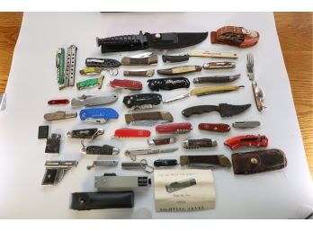 LOT 261 - KNIFELIGHTER COLLECTION