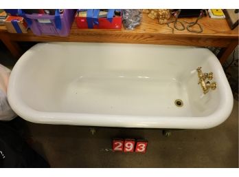 LOT 293 - AMAZING CLAW FOOT TUB AND HARDWARE IN EXCELLENT CONDITION!