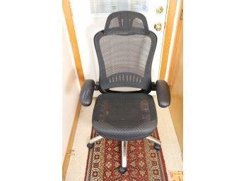 LOT 11 - OFFICE CHAIR