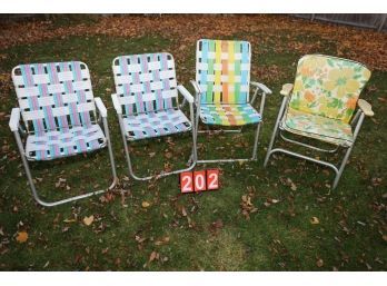 LOT 202 - 4 OUTDOOR CHAIRS