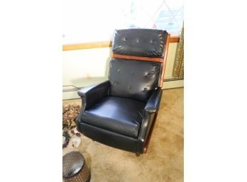 LOT 91 - AWESOME VINTAGE CHAIR! - MUST SEE!