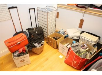 TRAVEL BAGS - TOTES - ORGANIZERS AND OTHER THINGS ON FLOORLEFT AND BACK SIDE CLOSET
