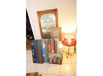 LARGE LOT OF ITEMS IN PHOTOS (ART - MIRROR - LAMPS)