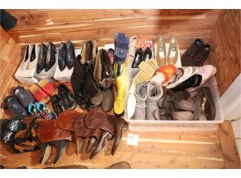 WOMENS SHOES LOT (RIGHT SIDE BOTTOM OF WALK IN CLOSET)