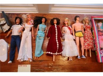 MASSIVE VINTAGE HIGHLY COLLECTIBLE BARBIE LOT