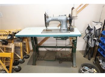 RARE INDUSTRIAL SINGER SEWING MACHINE AND TABLE