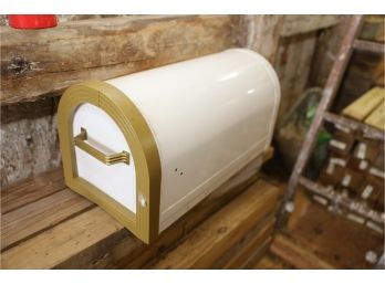 AS NEW HIGH END MAILBOX WITH LOCKING INSIDE (NOT SURE IF THERE IS A KEY)