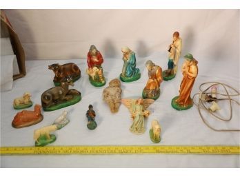 VINTAGE NATIVITY SET AS SHOWN - SOME CONDTION ISSUES TO BE EXPECTED