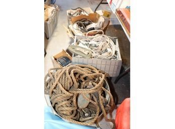 BIG LOT OF LARGE VINTAGE ROPES AND WOODEN PULLIES