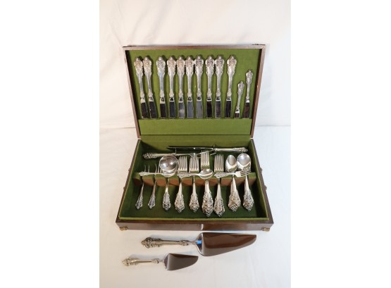 OVER 68 TROY OUNCES STERLING SILVER FLATWARE SET - POSSIBLY GRANDE BAROQUE BY WALLACE