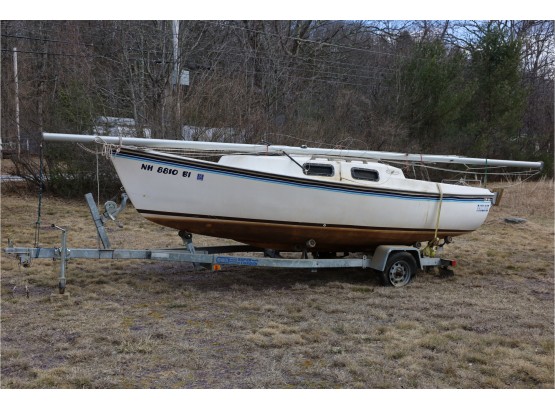 19' SAILBOAT AS SHOWN WITH TRAILER AS SHOWN.  (SOLD AS-IS WHERE IS UNKNOWN CONDITION)