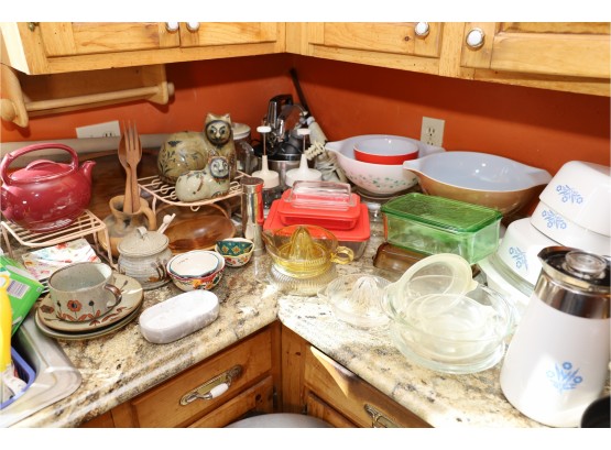 ALL ITEMS RIGHT SIDE OF SINK COUNTERTOP KITCHEN - NOTICE PYREX