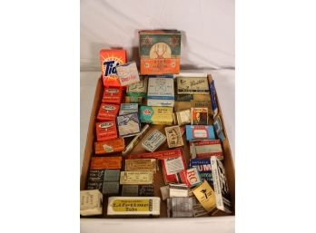 EARLY ADVERTISING LOT - MATCHES AND OTHERS
