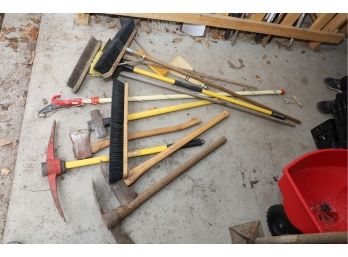 BIG LOT OF TOOLS NOTICE: SNOW & NEALLEY!  (MARKED 6)