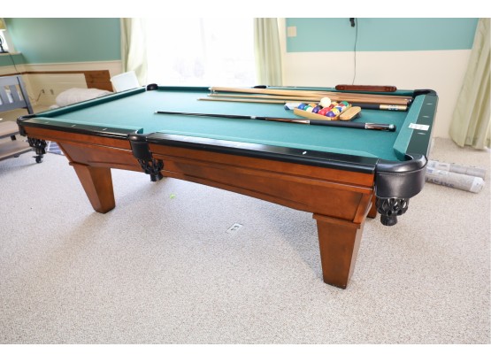 POOL / BILLARDS TABLE - CUES - BALLS AND MORE! READ DESCRIPTION - BUYER TO BRING ASSISTANCE