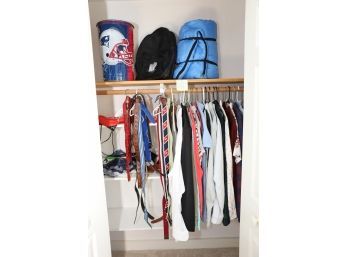 CONTENTS OF BOYS ROOM CLOSET - SOME CLOTHES NEW WITH TAGS - NICE LOT