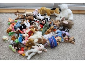 COLLECTIBLE BEANIE BABY AND OTHER SUFFED LOT - NICE BIG LOT!