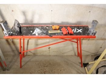 SWIK SKI SHARPENING WORK TABLE AND ITEMS ON IT