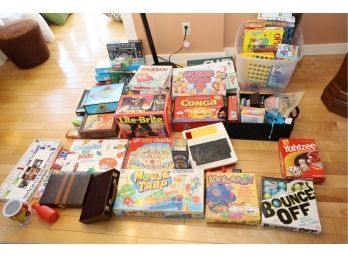 LARGE BOARD GAME LOT!