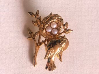 Miniature Bird Nest Pin