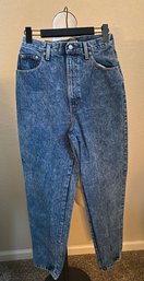Vintage Pair Of Women's Sasson High Waisted Jeans Waist 26 Inch Shipping Available