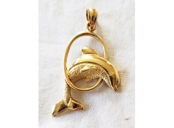 14K Yellow Gold Pendant Charm Jumping Dolphin Through Hoop Estate Find 3 Grams