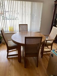 Oak Round With 4 Chairs